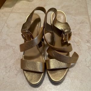 Micheal Micheal Kors Gold Heels Size:9